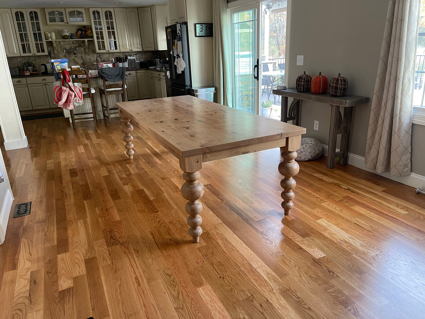 Alice Turned Leg Dining Table - Early American