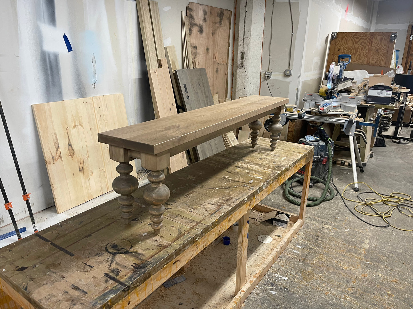 Ball Leg Turned leg bench