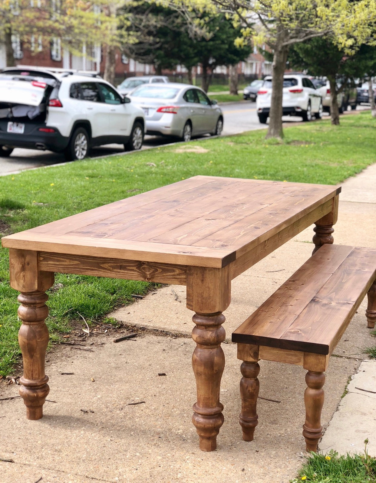 Early American Classic Farmhouse Chunky Turned Leg Dining Table - 36" wide